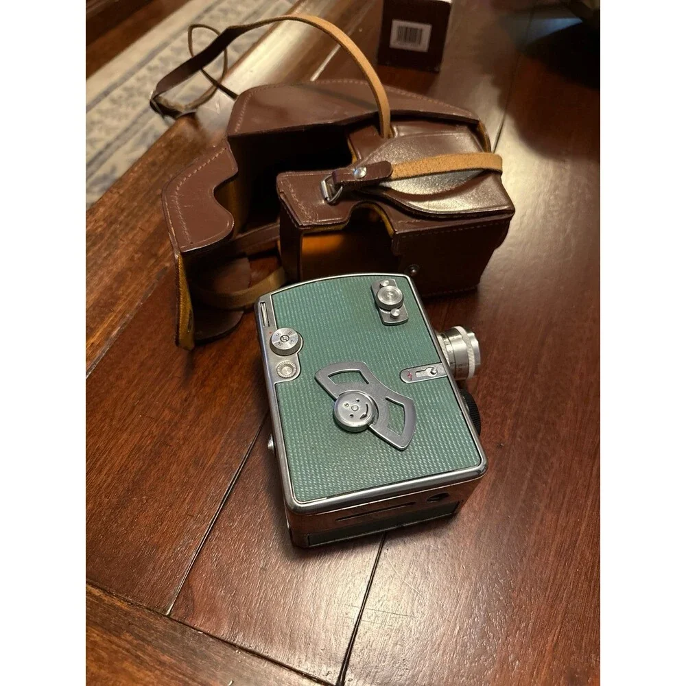 Pentacon Pentaka 8B 8mm ムービーカメラ Pentacon Pentaka 8 Cine